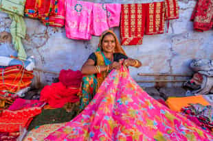 Find treasures and gems in the Jodhpur markets