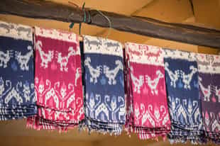 Find local handicrafts at Waikabubak market