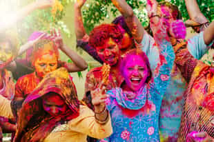 Experience the Holi Festival with Local Hindu family