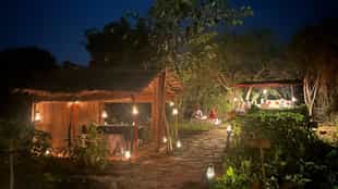 Indulge in the 7 course farm dining experience 