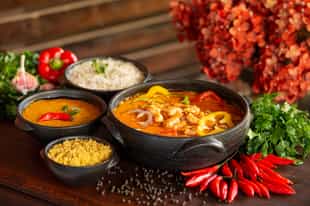 Learn from a chef at the Cooking School of Paraty