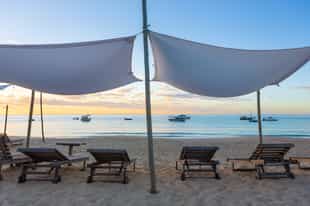 Discover the white sandy beaches of Corumbau