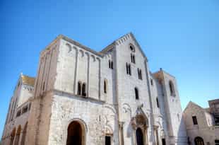 Visit Basilica of Saint Nicholas in Bari, Puglia