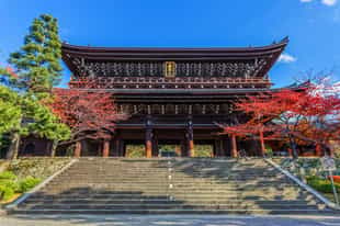 Learn about the iconic Chionin Temple, Kyoto