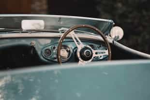 Take the wheel of a vintage Alfa in Tuscany