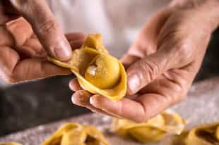 Try out a Sicilian cooking class