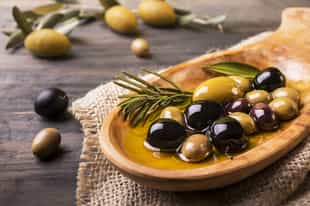 Taste and learn about olive oil in Agrigento