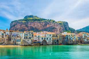 Explore the fishing town of Cefalù in Palermo