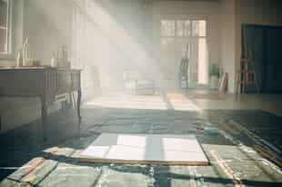 Take an art class in a Paris studio