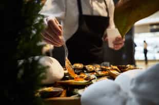 Cook Niçoise dishes with a local chef