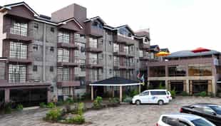 67 Airport Hotel