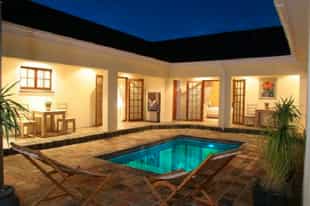 Baleia Guest Lodge
