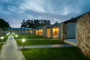 Africanos Country Estate