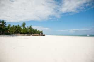 Lantana Galu Beach
