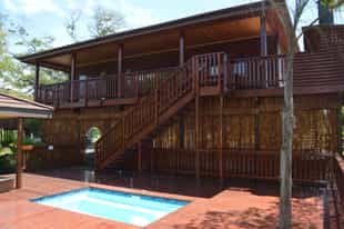 Monzi Safari Lodge