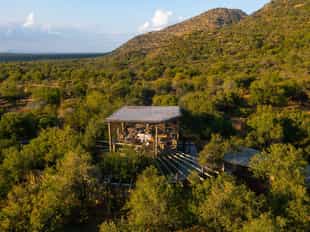 Lush Private Lodge