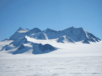 Snowmobile to Spörli Col in Antartica