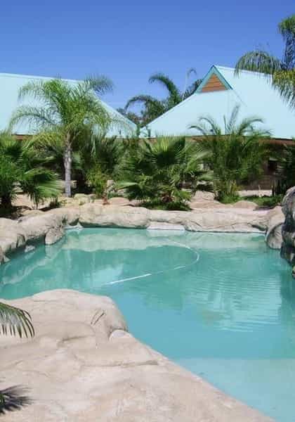Kang Ultra Stop, Central Kalahari | Timbuktu Travel