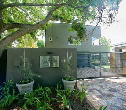 Twice Guesthouse, Stellenbosch | Timbuktu Travel