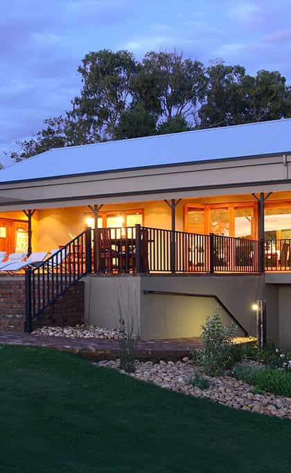 De Zeekoe Oudtshoorn Guest House, Oudtshoorn | Timbuktu Travel