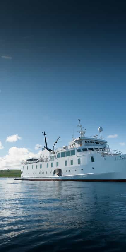 M/Y La Pinta, Isla Santa Cruz | Timbuktu Travel