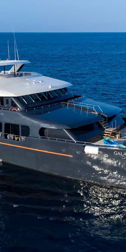 Galaxy Sirius Cruise, Isla Santa Cruz | Timbuktu Travel