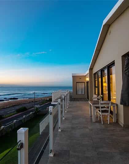 Fairlight Beach House, Durban | Timbuktu Travel