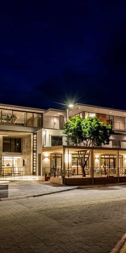 Plett Quarter Hotel and Apartments - Lion Roars , Plettenberg Bay | Timbuktu Travel