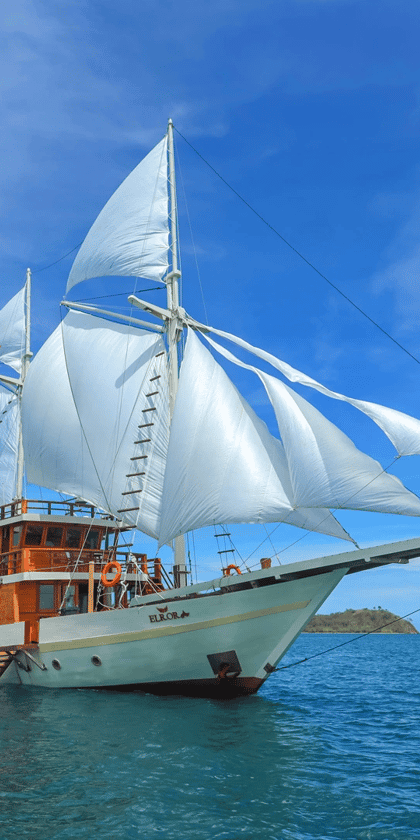 Elrora Liveaboard, Komodo | Timbuktu Travel