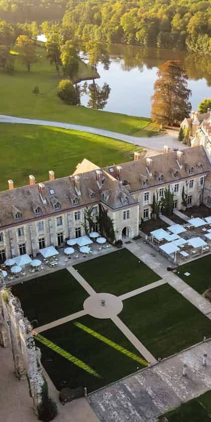 Abbaye des Vaux de Cernay, Paris | Timbuktu Travel