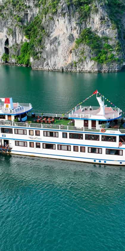 Swan Cruises, Halong Bay | Timbuktu Travel
