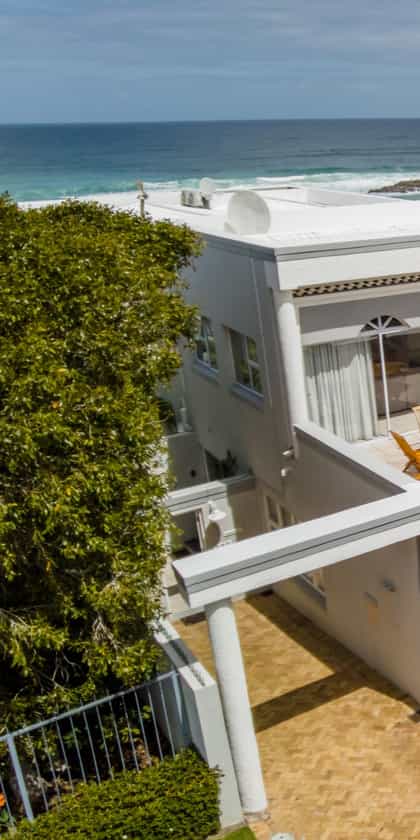 Hermanus Beachfront Lodge, Hermanus | Timbuktu Travel