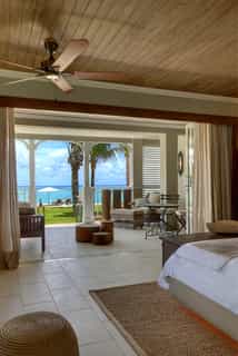 Beachfront Junior Suite - Ocean View and Terrace