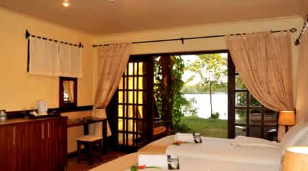Chalet by the Zambezi River, ensuite bathroom, mosquito nets, fan, tea & coffee facilities, fridge, safe