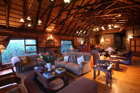 The cosy lounge at the main lodge.