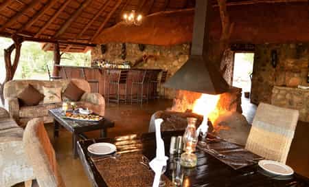 Loung & dining area