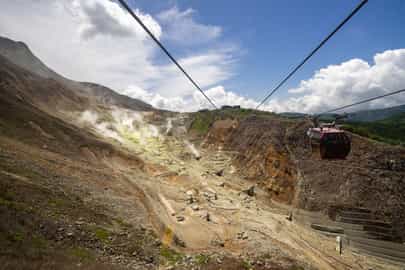 Take the Hakone ropeway over Owakudani valley