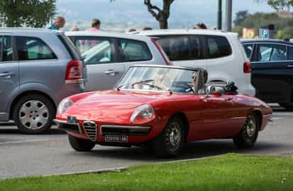 Explore Lake Garda in a classic Alfa Romeo