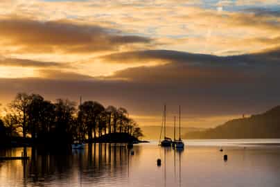 Cruise Windermere on a private boat
