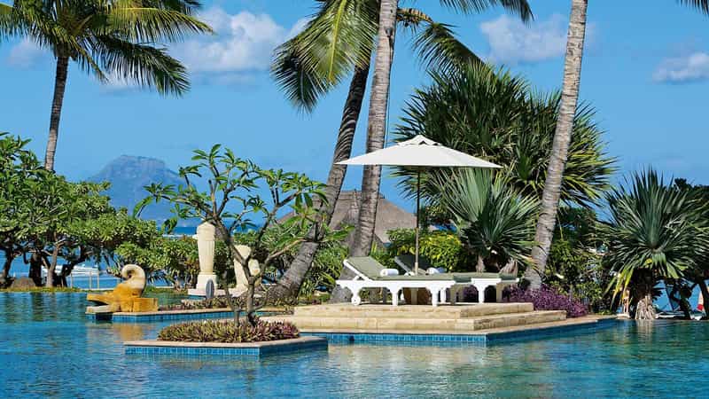 La Pirogue Hotel