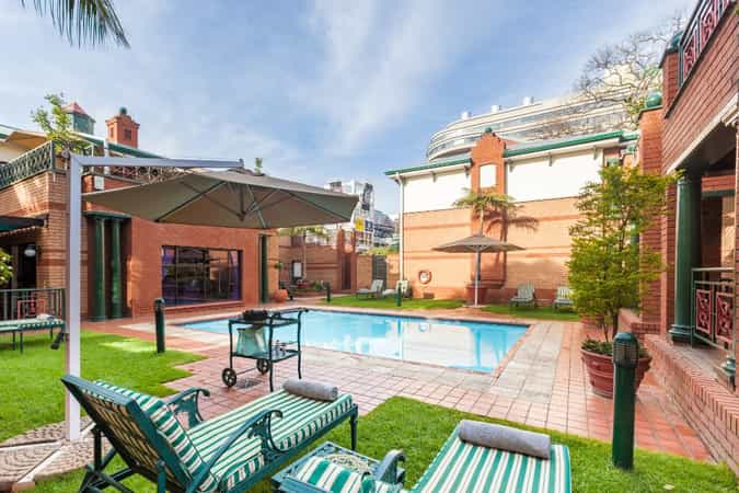 Courtyard Hotel Rosebank