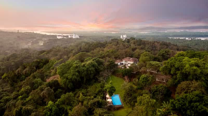 The Postcard Velha