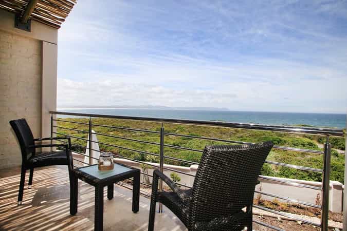 Abalone Lodge