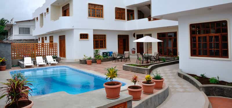 Villa Laguna Hotel