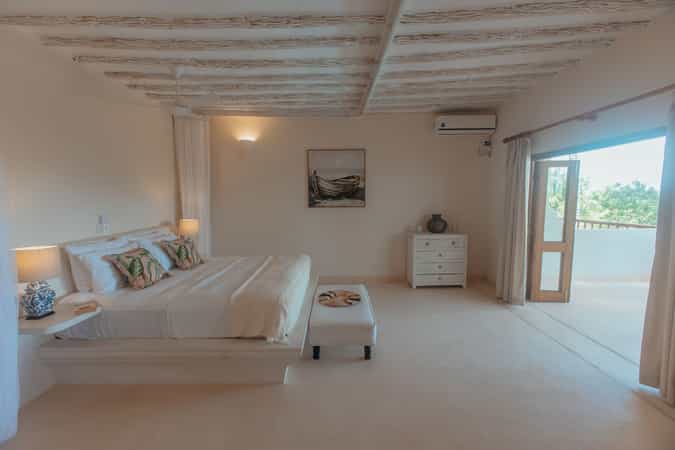 Azura Villa