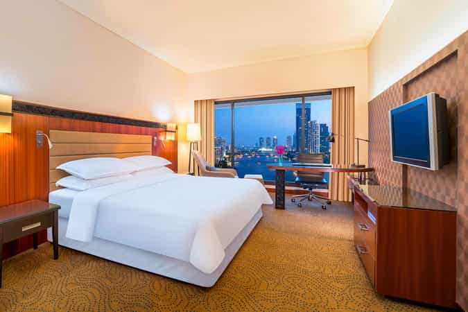 Royal Orchid Sheraton Hotel & Towers