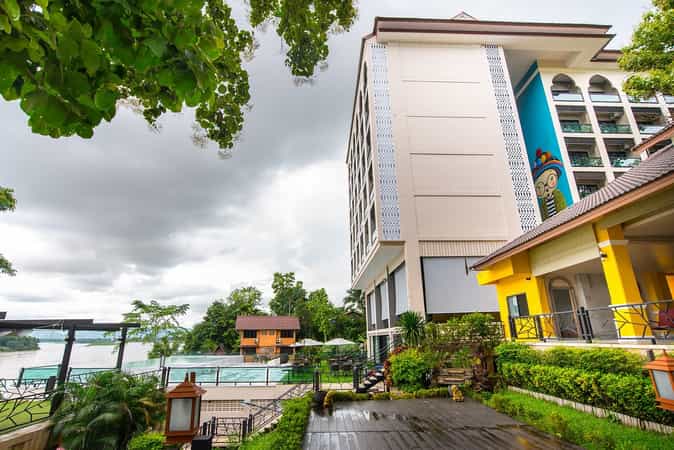 Chiangkhong Teak Garden Riverfront Hotel