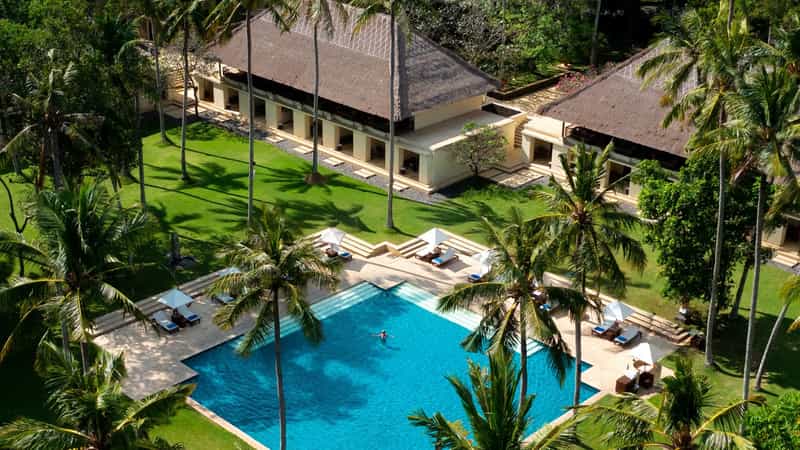 Alila Manggis
