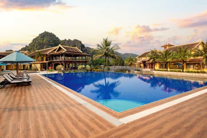 Emeralda Resort Tam Coc