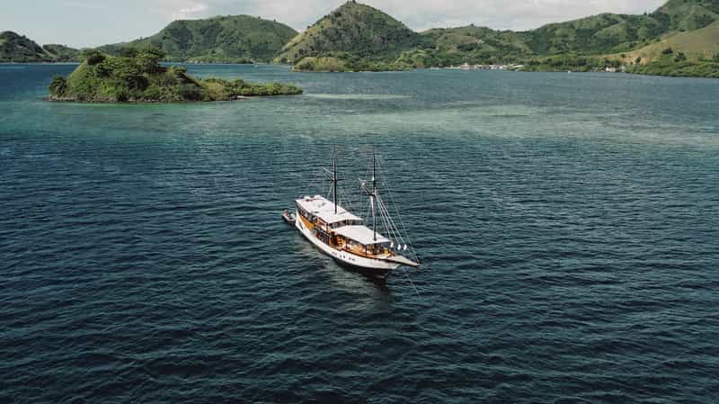 Navila Liveaboard